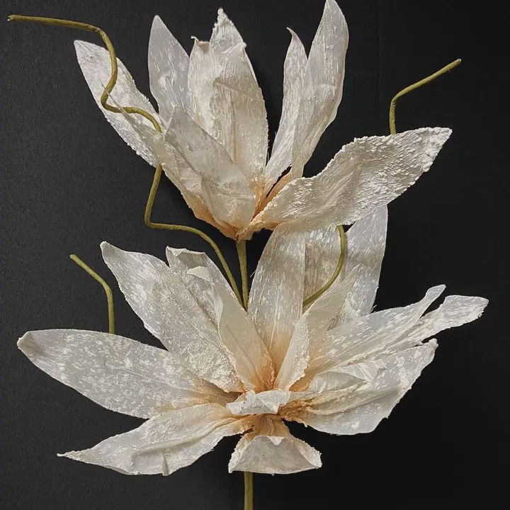 White/Linen Foam Flower 38x12"