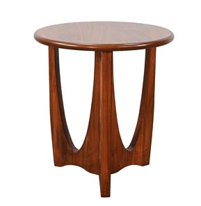 Sinatra End Table 26x26.5