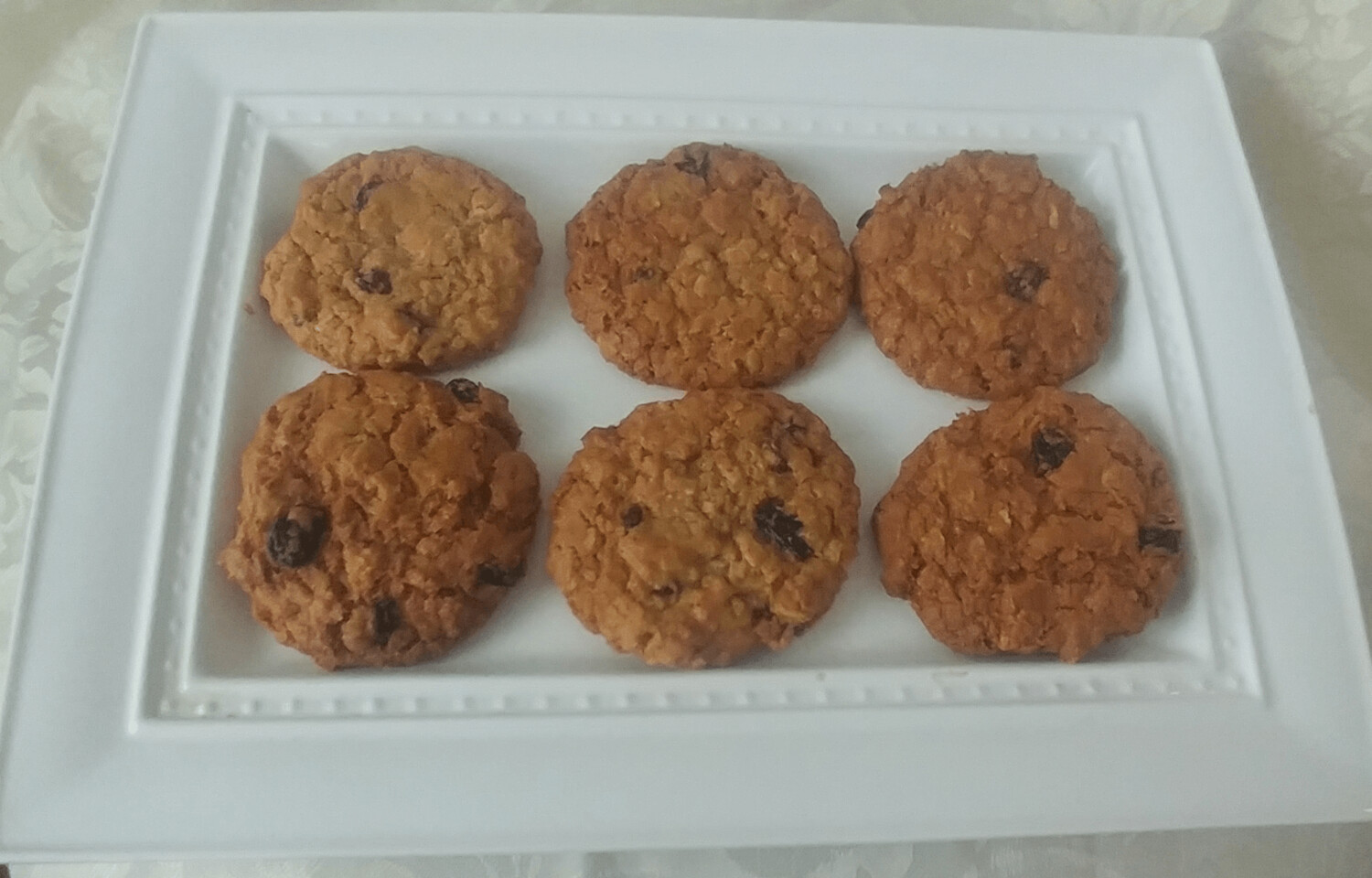 Outrageously Good Oatmeal Raisin Cookies