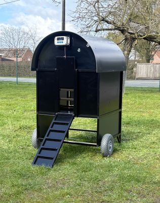 Calimero's coop  medium- zwart kippenhok Aluminium - mobiel - VERHOOGD