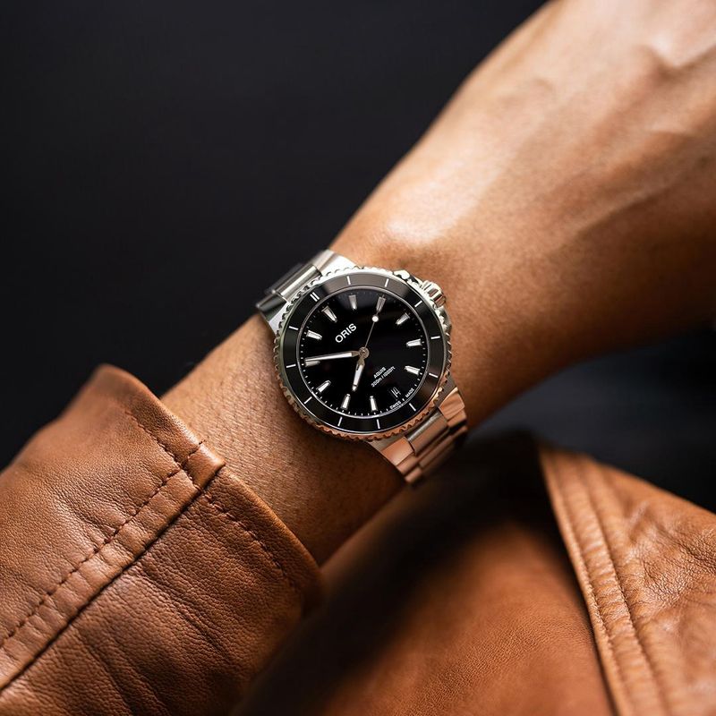 ORIS Aquis Date 36.5mm Black Dial (01-733-7792-4154-07-8-19-05P)