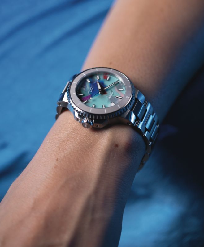 ORIS Aquis Date Upcycle 36.5mm (01-733-7792-4150-07-8-19-05P)