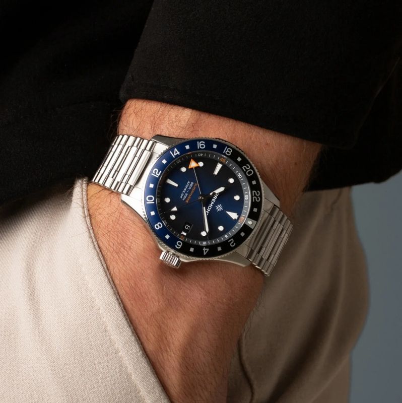 Bremont Supermarine 300m - GMT - Blue Dial - Bracelet