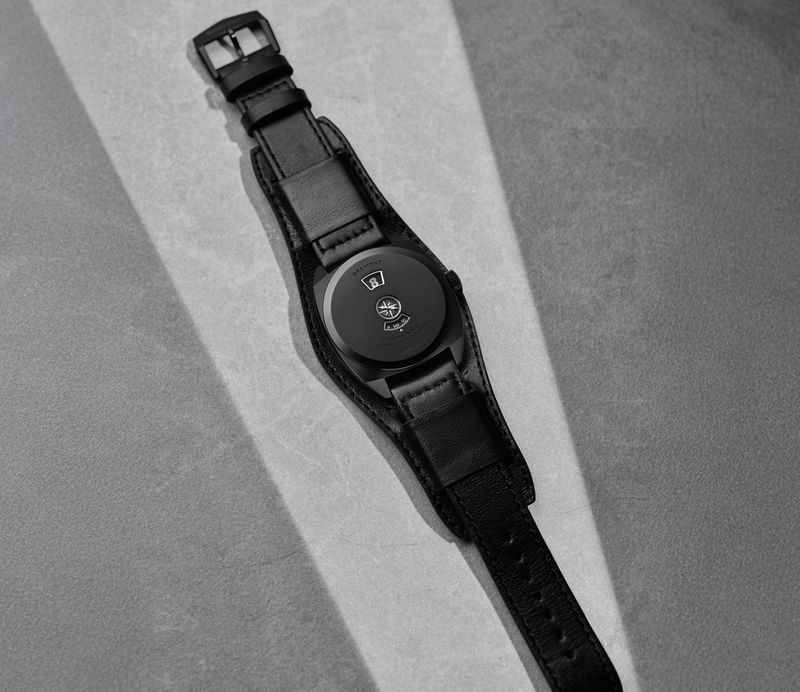 Bremont Terra Nova Jumping Hour DLC, 38mm