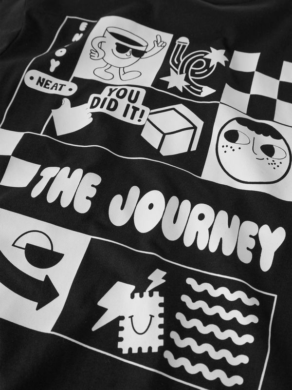 13252583 T-shirt Jongens Zwart The Journey Backprint