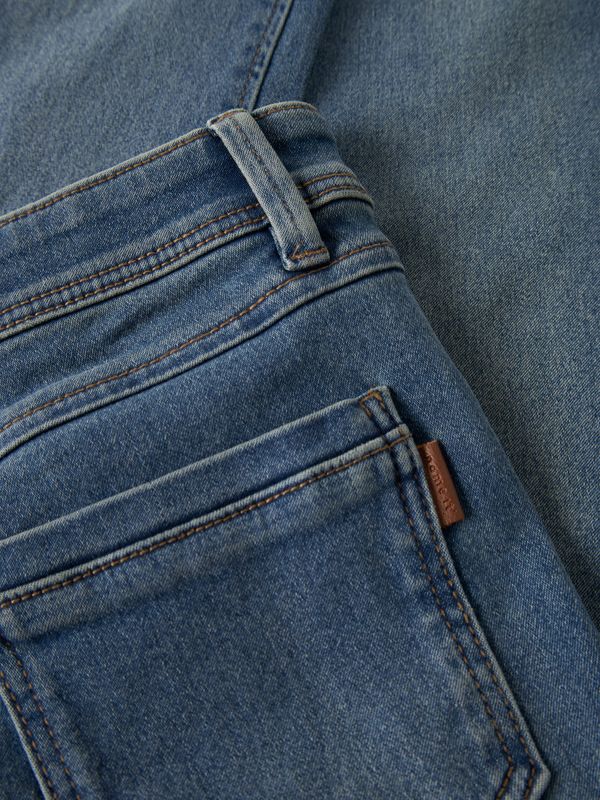 13190372 – Blauwe slim fit jeans voor jongens (Medium Blue Denim)