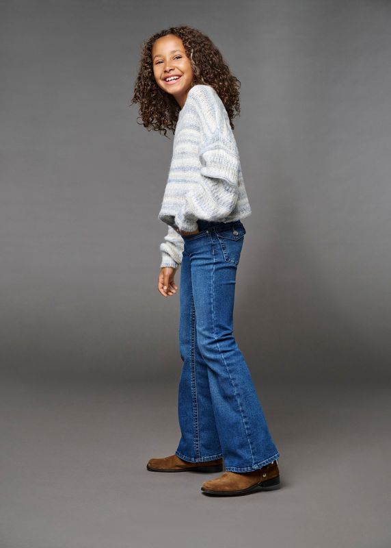15378038 – ONLY Meisjes Flared Jeans – Medium Blue Denim