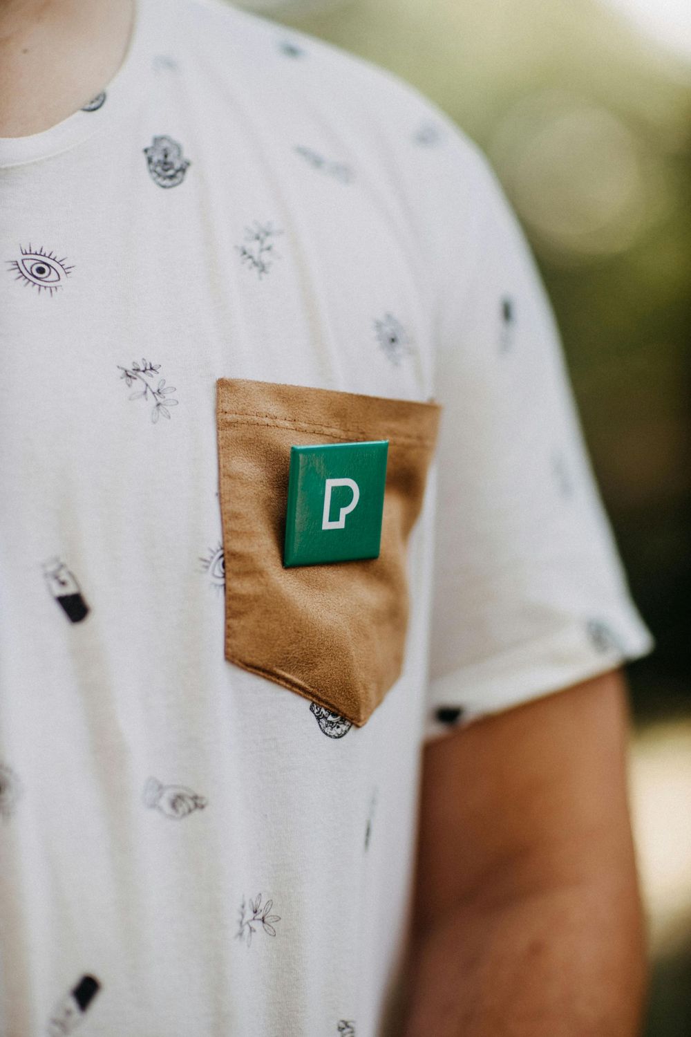 Edición limitada mundo Hekura T-Shirt, diseño único inspirado en nuestro viaje por Sudamérica.