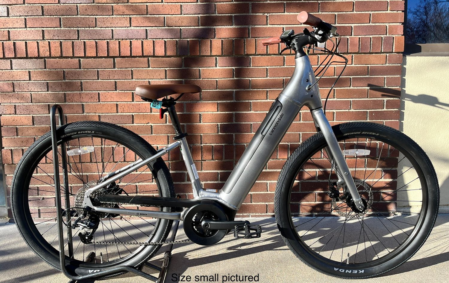 Cannondale Adventure Neo 4 - Gray, LG