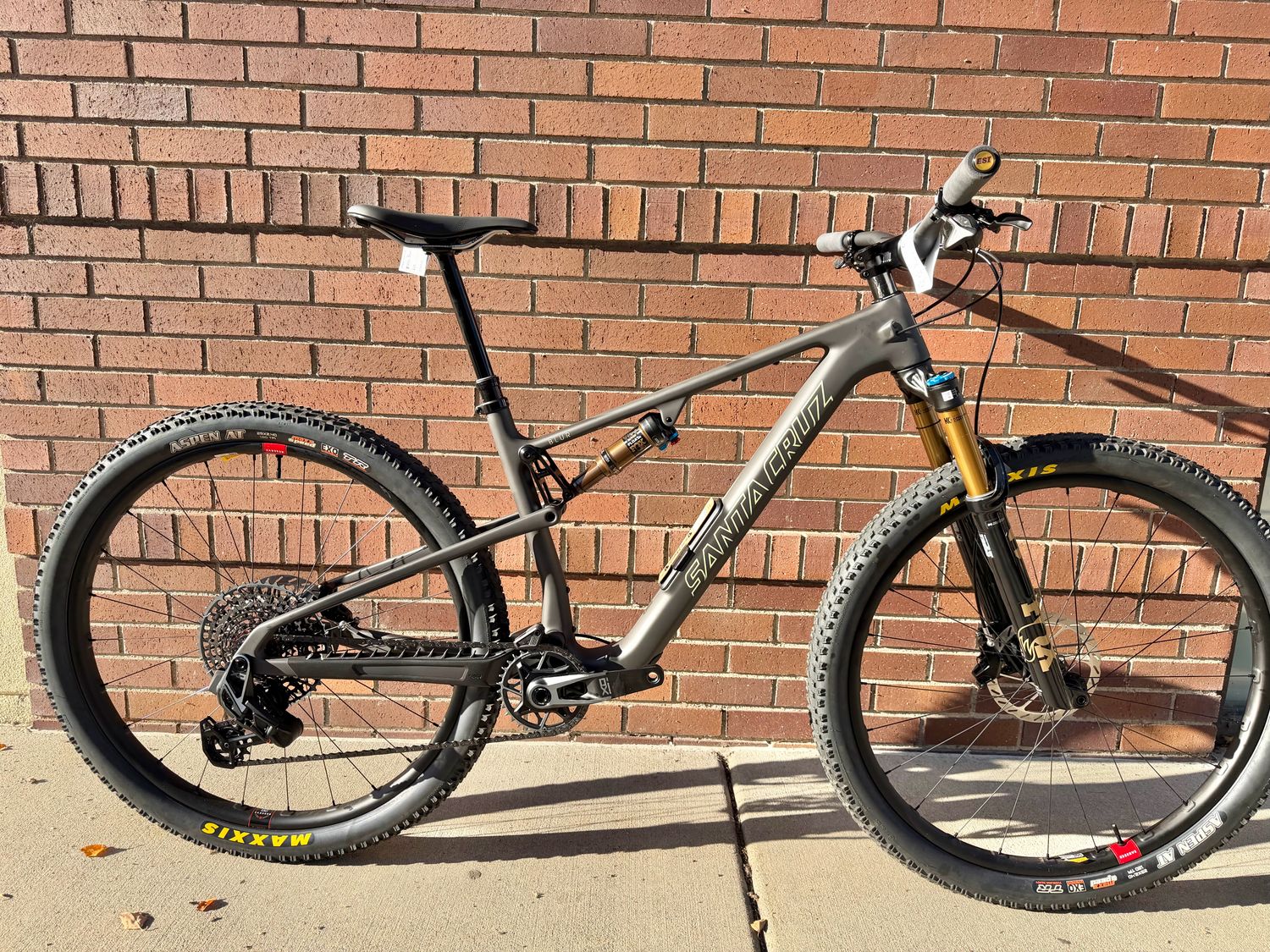 Santa Cruz Blur 5 CC X0 AXS RSV - LG - Carbon
