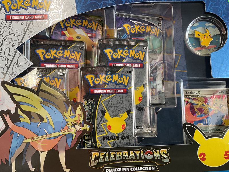 Pokémon celebration delux pin set