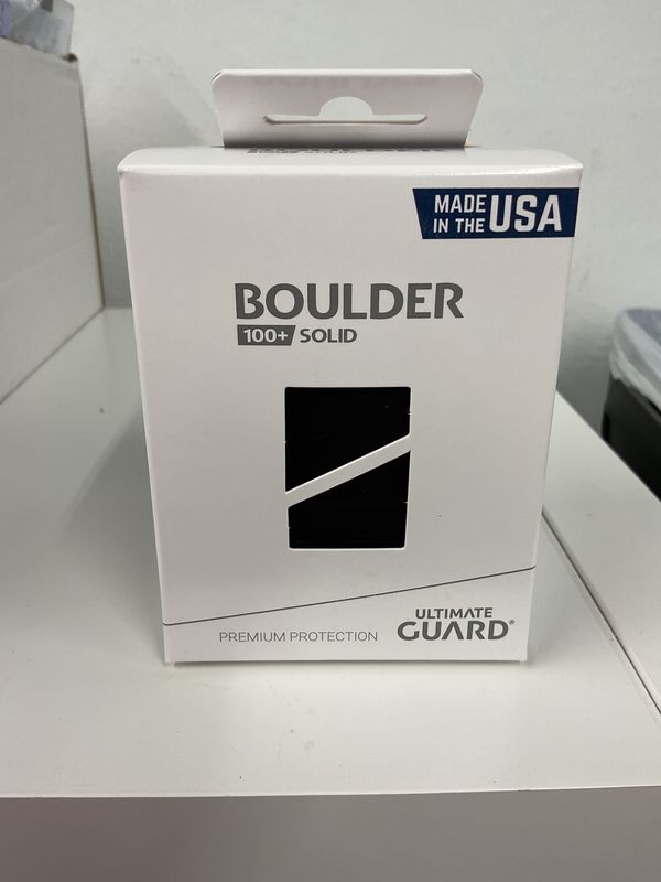 Boulder Black 100 card Premium Collector Box