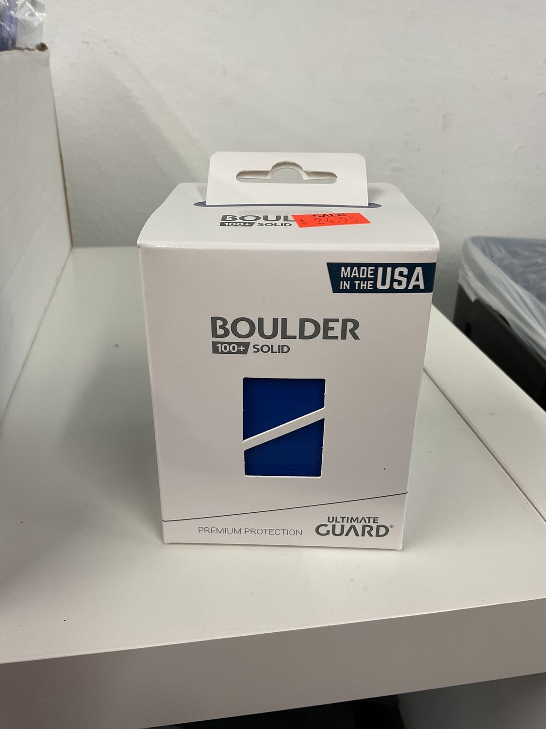 Boulder Blue 100 card Premium Collector Box