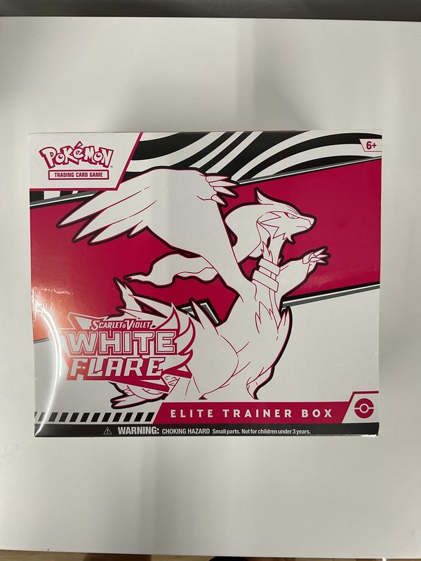 Pokemon White Flare Elite trainer box