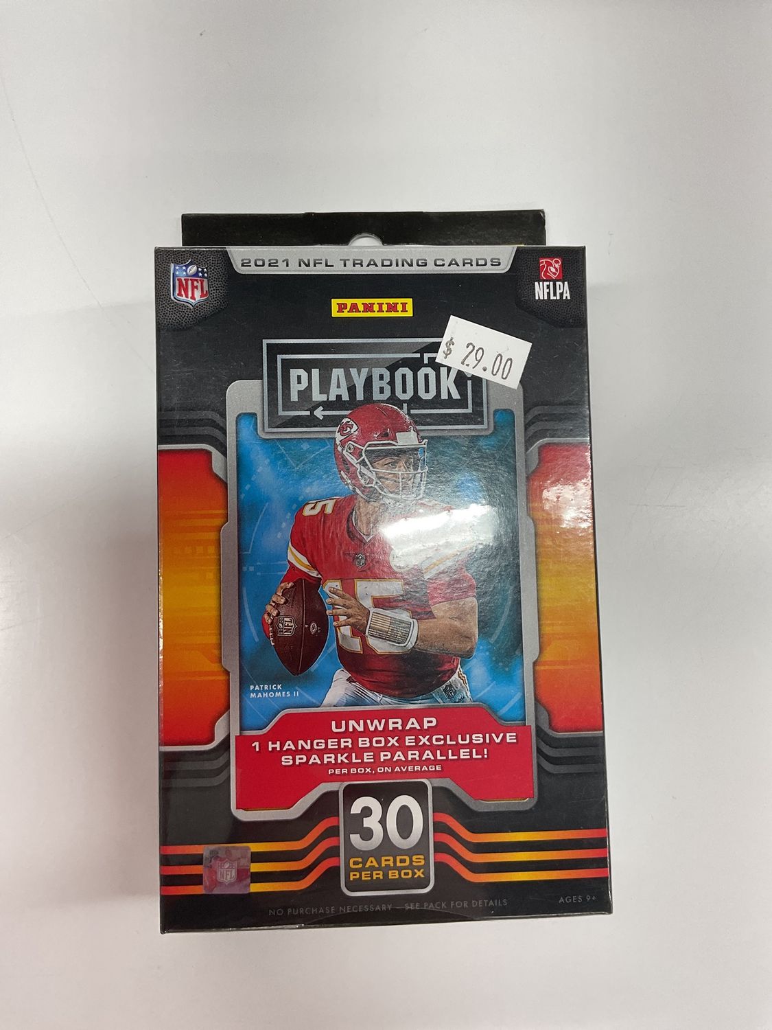 2021 Panini Playbook Hangar