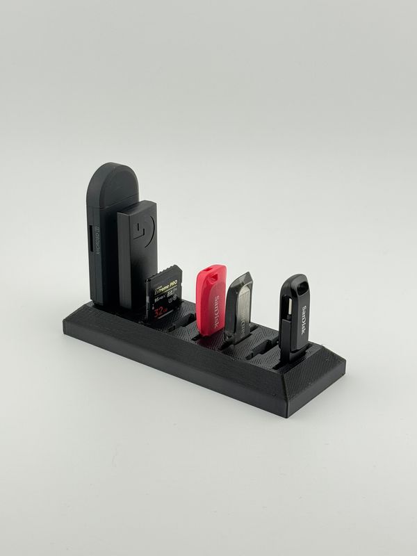 Organizer für USB-Sticks und SD-Karten - 3D-Druck