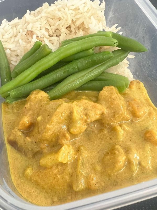Frozen Chicken Korma in reusable container