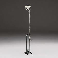 Flos Toio nero.Design Achille e Pier Giacomo Castiglioni 1962 Flos Toio nero.Design Achille e Pier Giacomo Castiglioni 1962