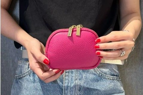 Monedero de cuero granulado fucsia