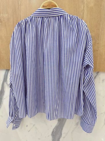 Camisa raya azul y blanca