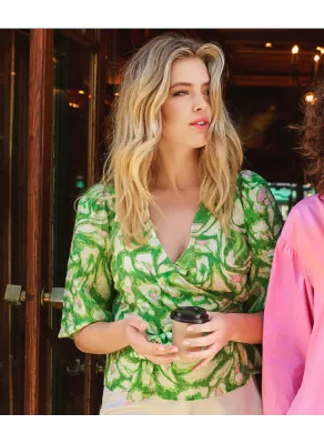 Blouse Wrap FLoral Treasure