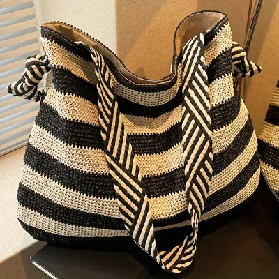 Summer Handbag with Color Block Style