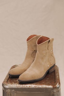 Laurene Suède Studs