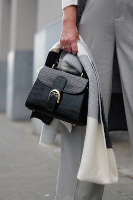 Leather handbag Deley