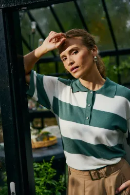 FQCONNY-PULLOVER - Plain knit, boxy, polo collar, block stripe