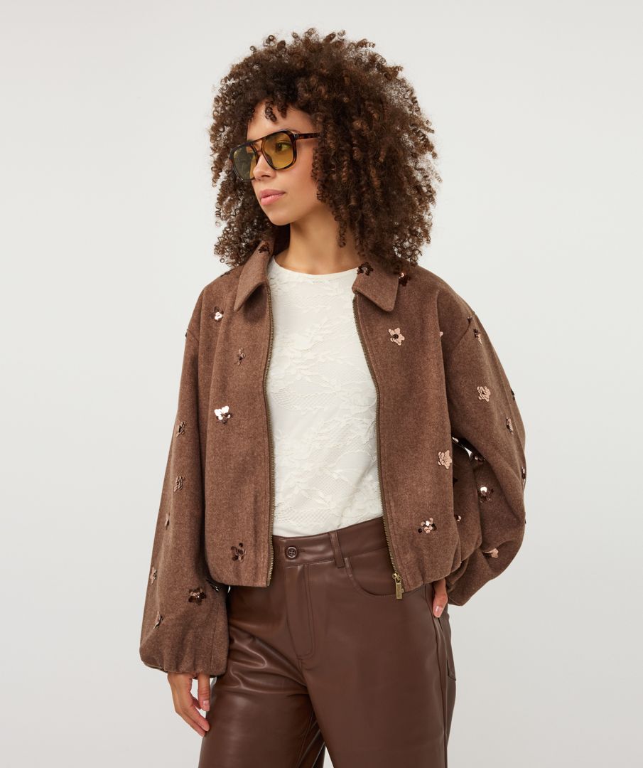 Jacket flowers