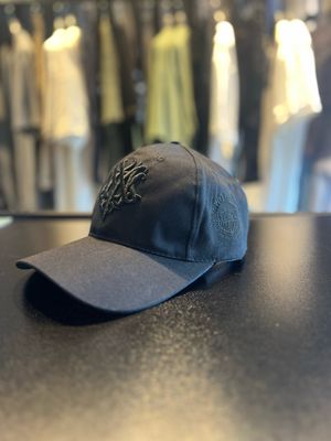 Black Wolf Cap