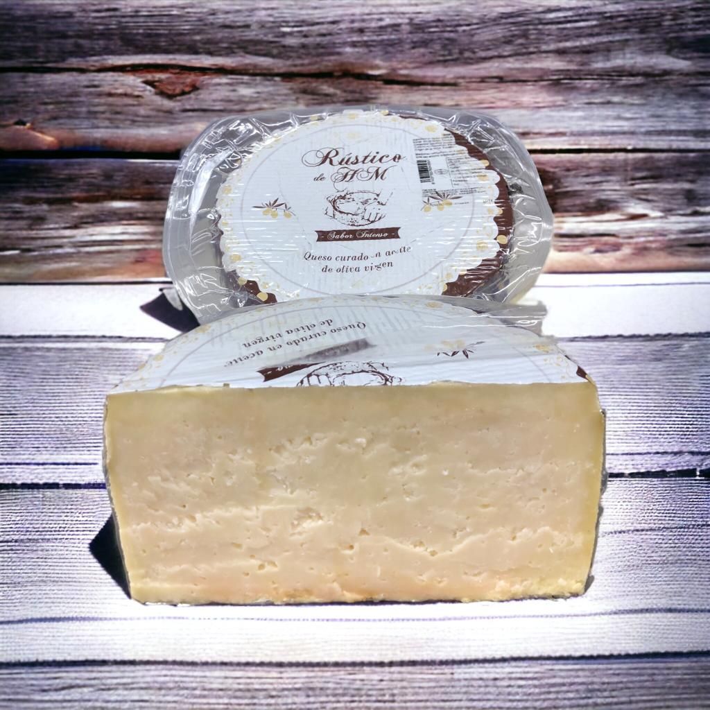 Queso de leche cruda de oveja y cabra curado en Aceite de Oliva Virgen Extra HM