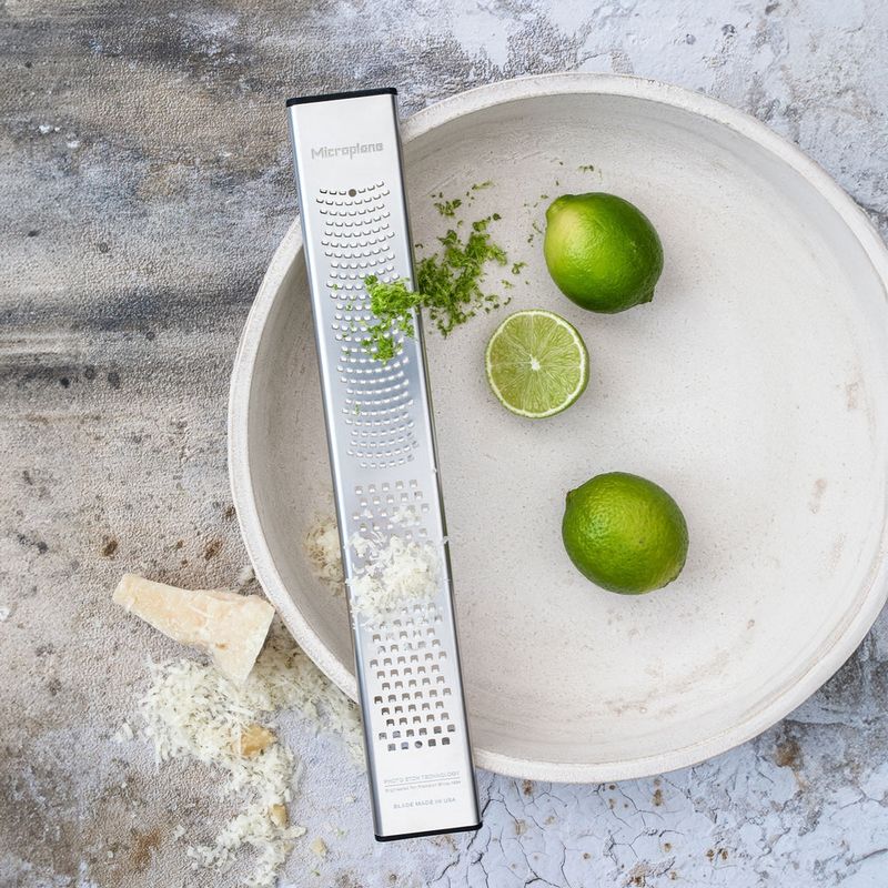 Rallador Lima Microplane zester doble .