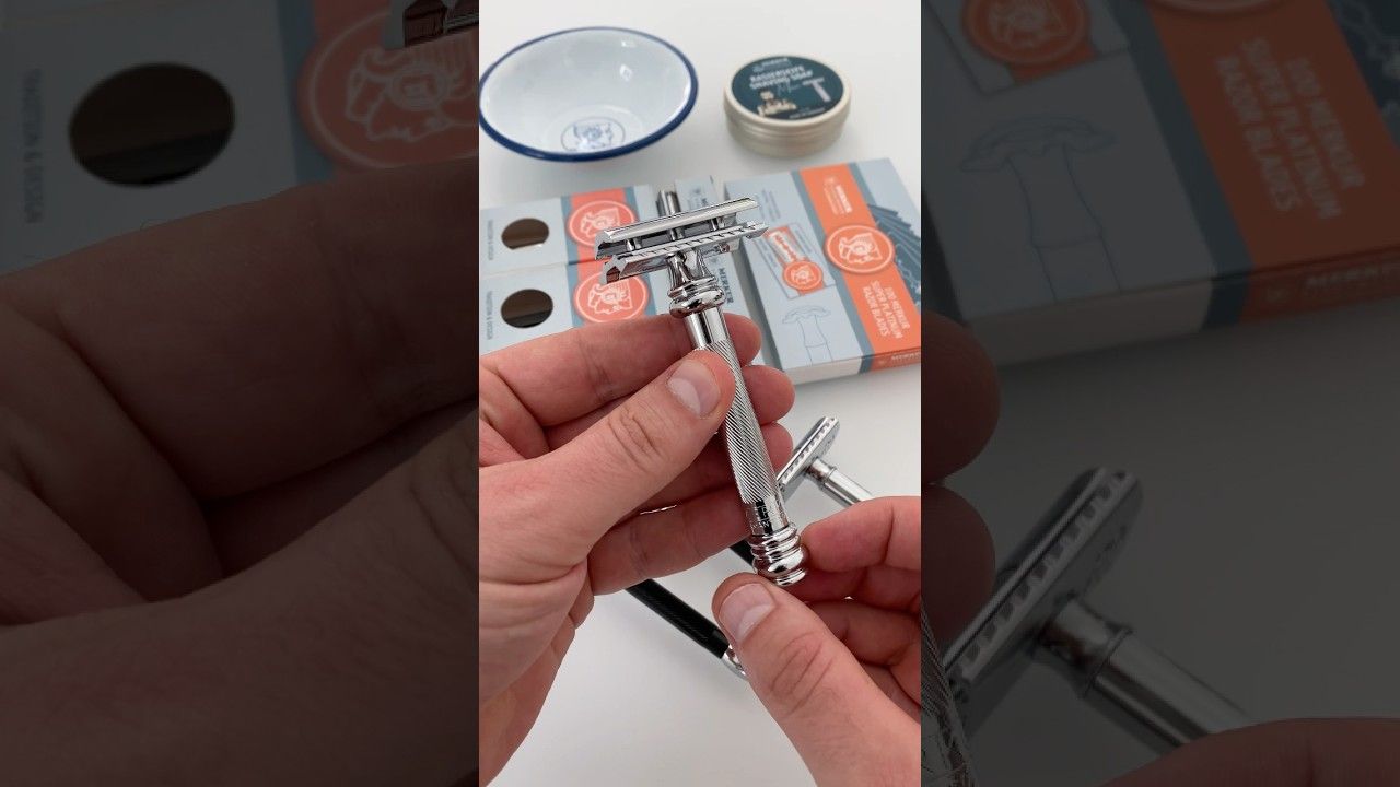 Maquinilla Merkur afeitar.