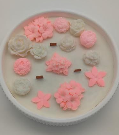 Vase of candles / Vaso di candele