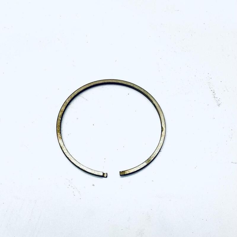 FASCIA ELASTICA ATTUATORE FRIZIONE DI STERZO LANDINI EX 3557752M2 CODICE:3557572M3