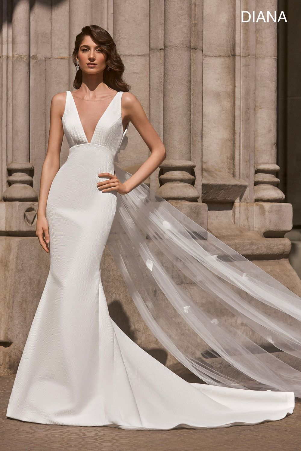 Robe de mariée fourreau DIANA