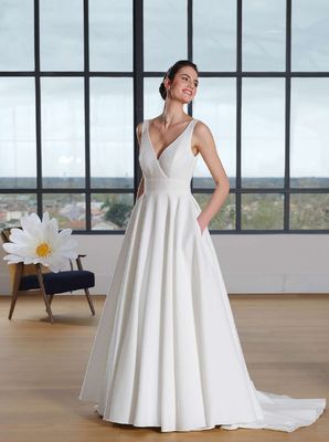 Robe de mariée romantique ANGELINA Robe de mariée romantique ANGELINA