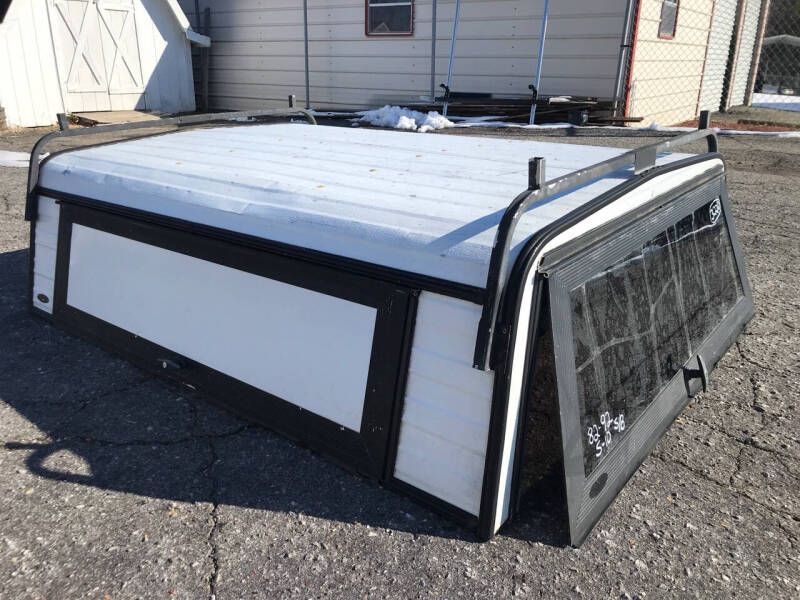 1982-1993 Chevrolet S-10 with 6.2' bed (Used)