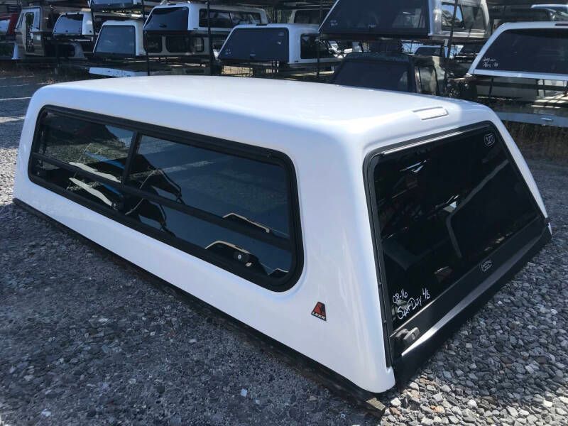 2008-2016 Ford Super Duty 8' bed, Leer 100R (Used)