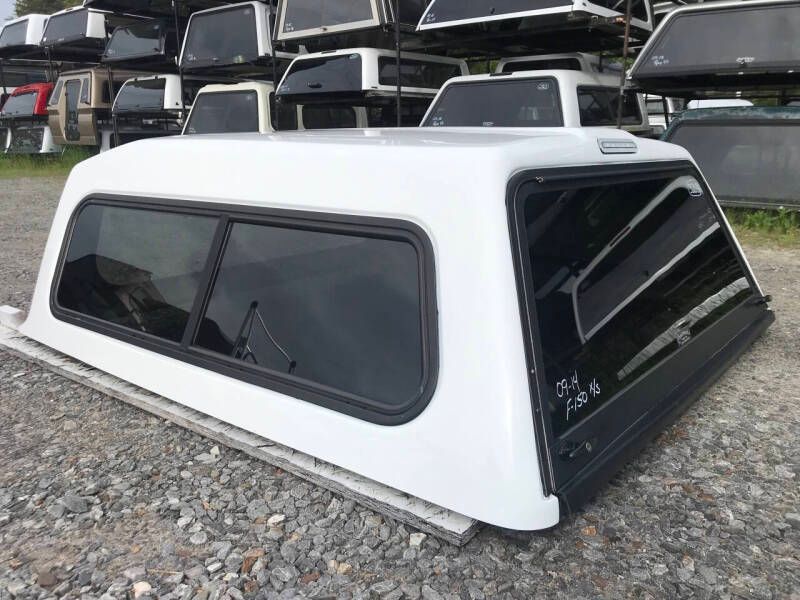 2009-2014 Ford F-150 5.5' bed, Leer 180 (Used)