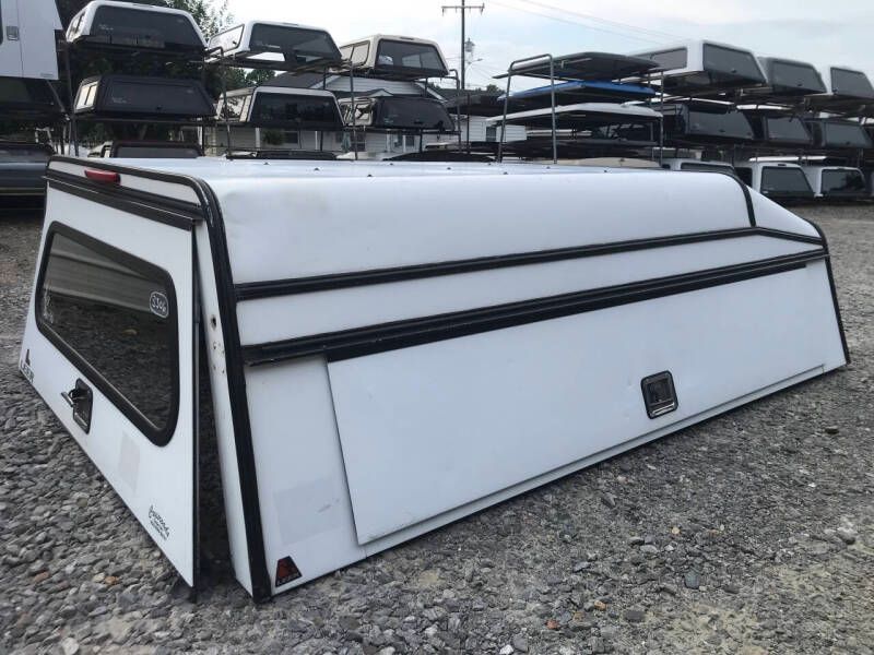 2014-2018 Chevrolet Silverado, 8' bed, Leer DCC (Used)