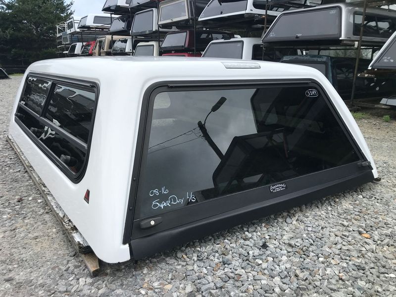 2008-2016 Ford Super Duty 8' bed, Leer 100R (Used)