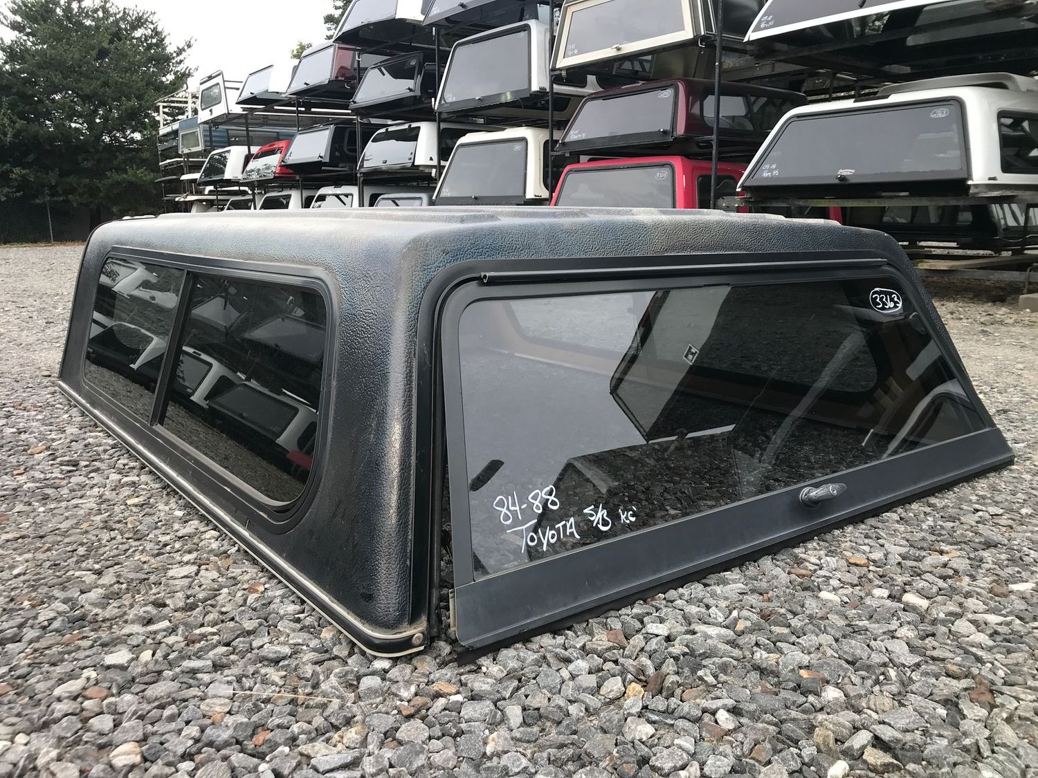 1974-1994 Toyota Pickup 6.3' bed, Brama (Used)