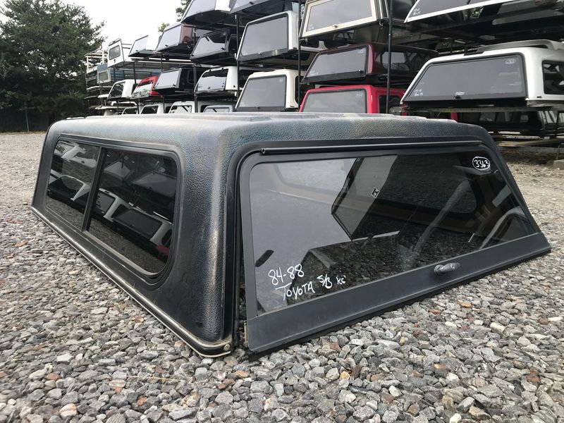 1974-1994 Toyota Pickup 6.3' bed, Brama (Used)
