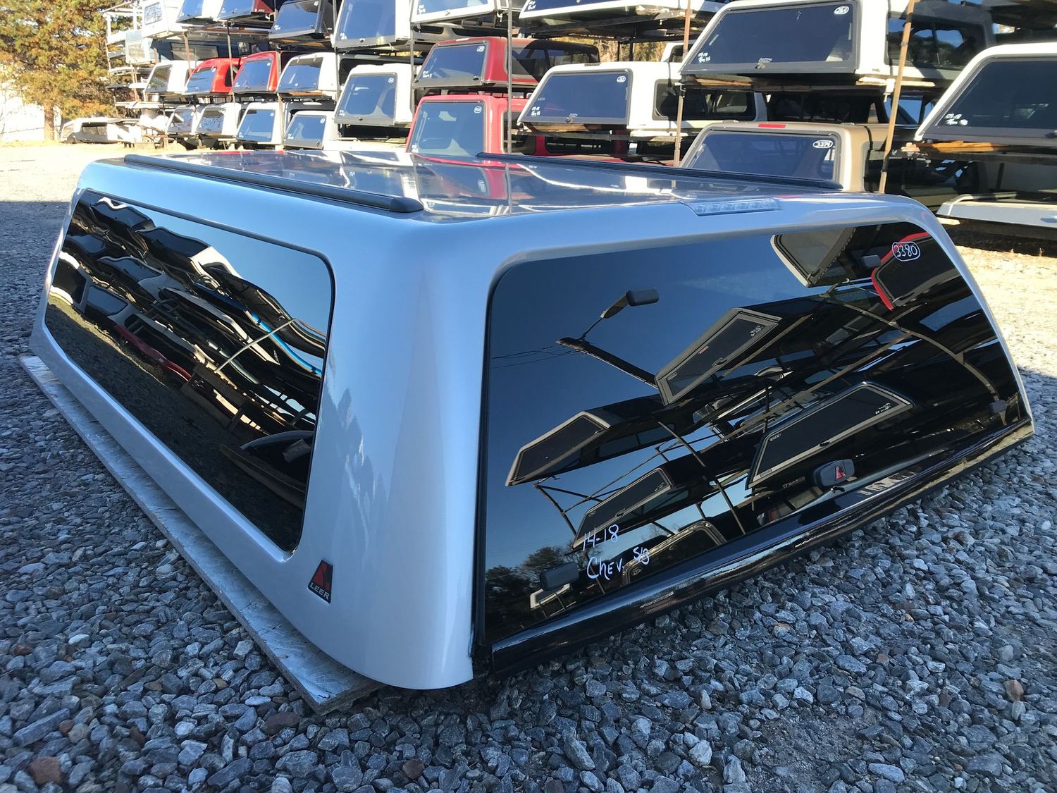 2014-2018 Chevrolet Silverado 6.5' bed, Leer 100XQ (Used)