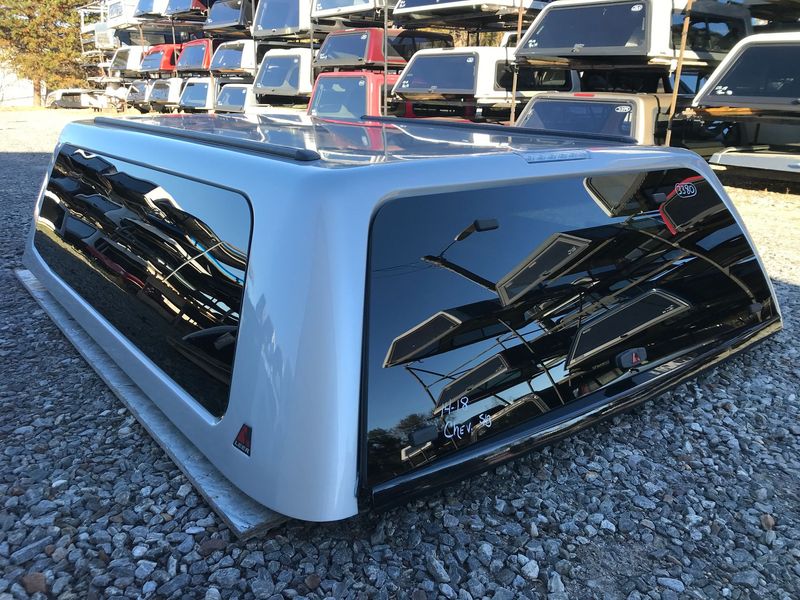 2014-2018 Chevrolet Silverado 6.5' bed, Leer 100XQ (Used)