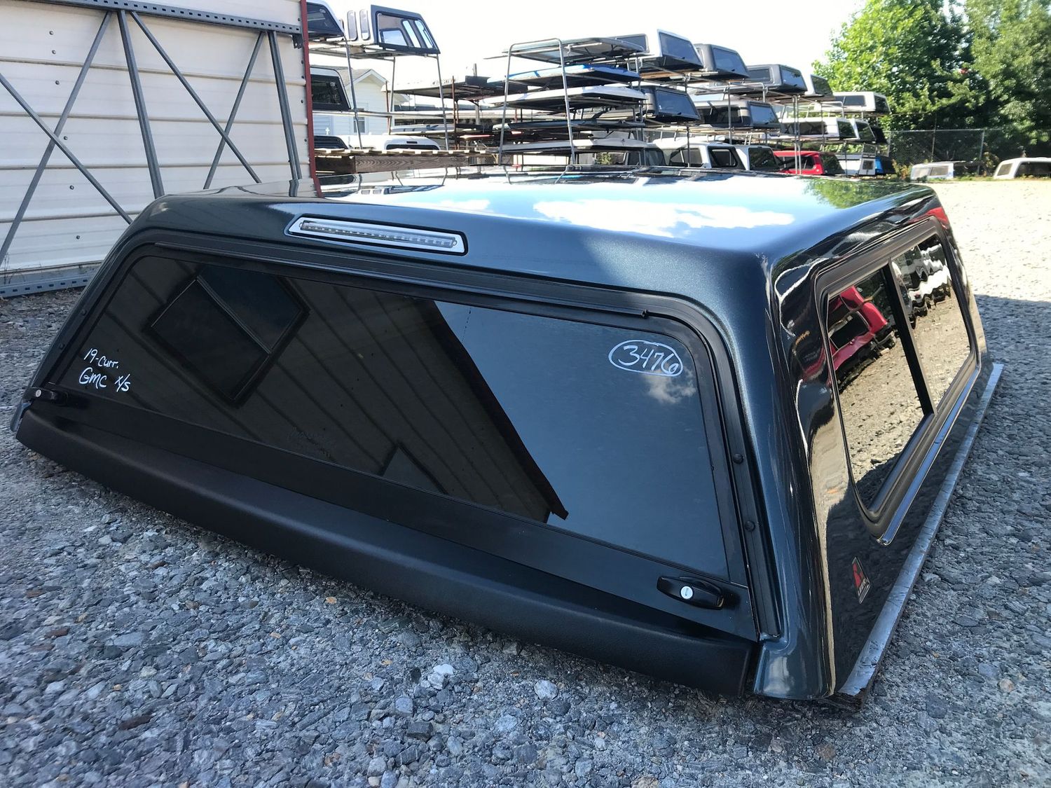 2019+ GMC Sierra 1500 5.6' bed, Leer 100R (Used)