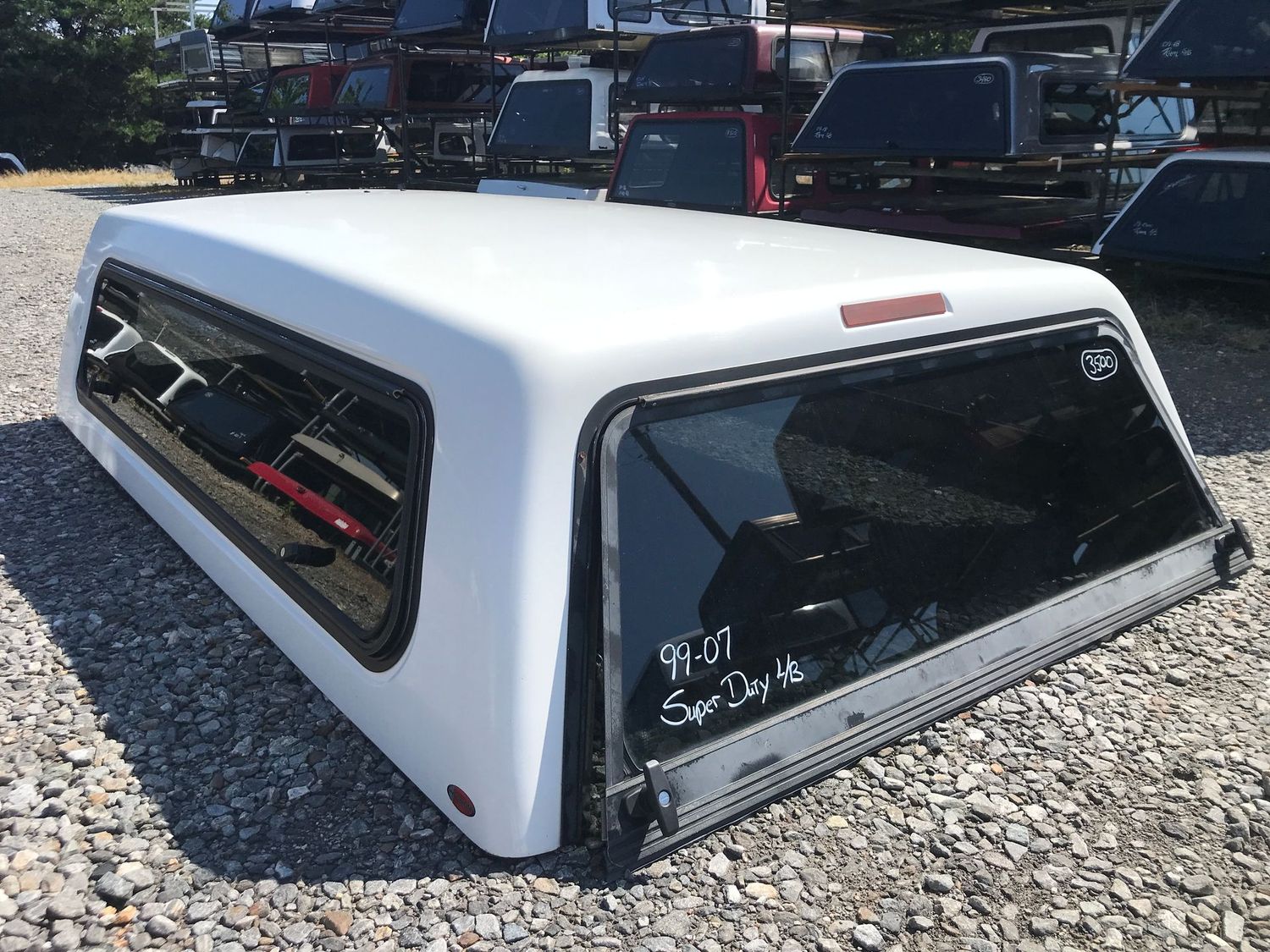 1999-2007 Ford Super Duty, 8' bed, Glasstite (Used)