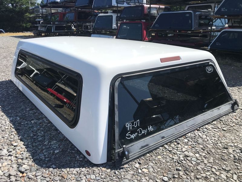 1999-2007 Ford Super Duty, 8' bed, Glasstite (Used)